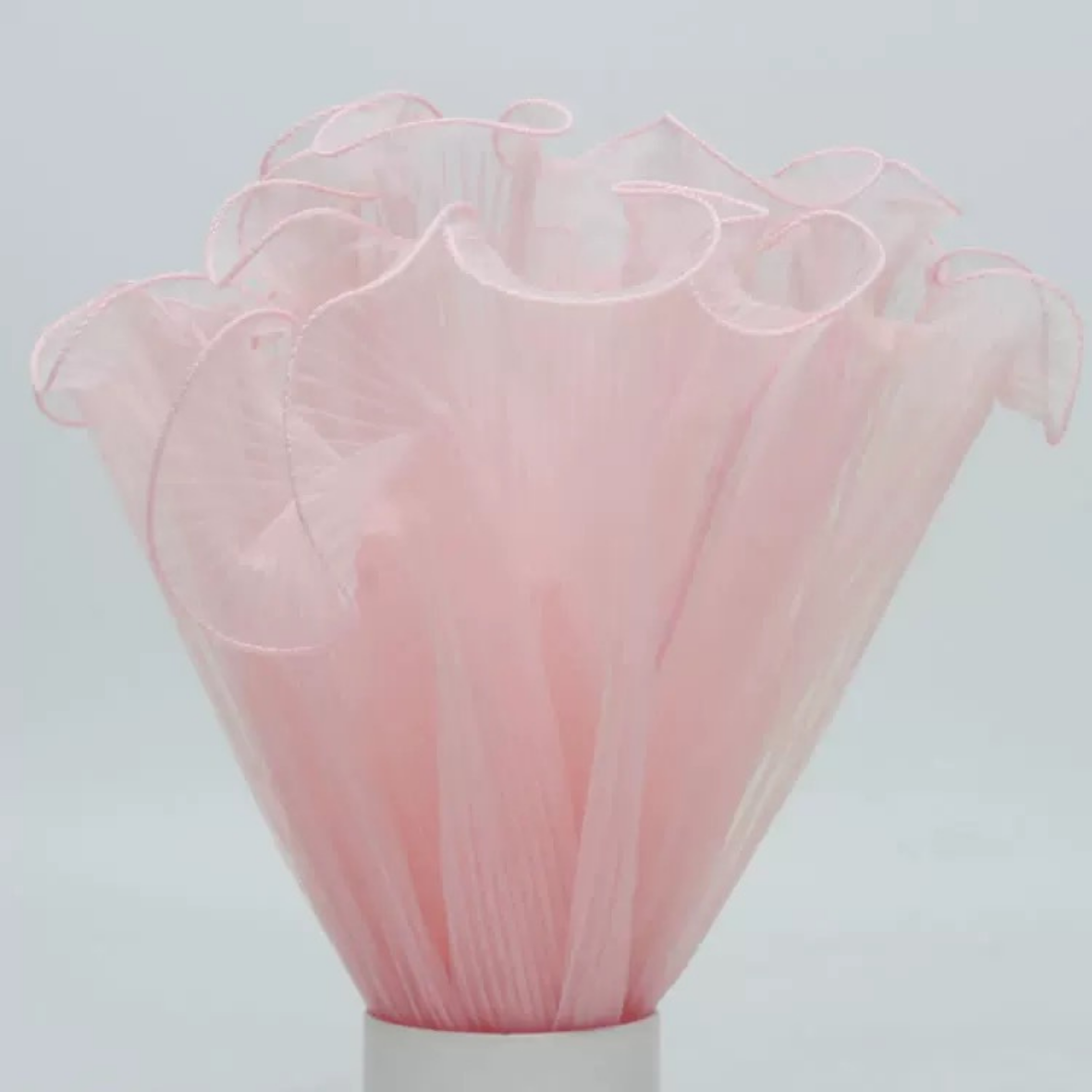 LohSister 28CM X 4Yard  Wavy Mesh Wrapping Paper